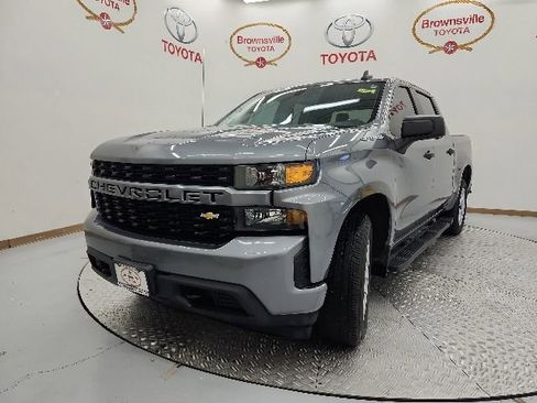 Used 2022 Chevrolet Silverado 1500 Custom AWD/4WD image 2