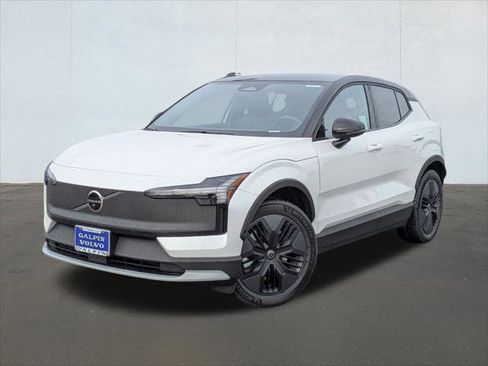 New 2026 Volvo EX30 Cross Country Ultra image 1