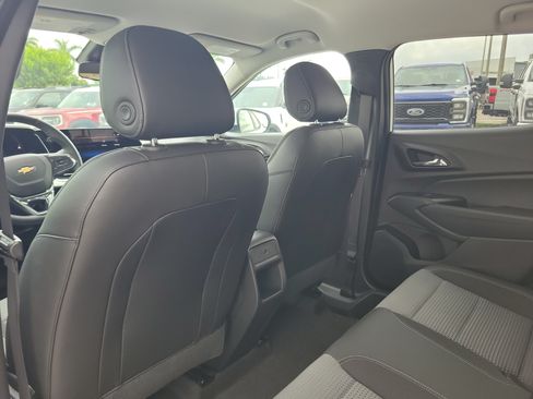 Used 2025 Chevrolet Trax LT w/ Driver Confidence Package FWD image 15
