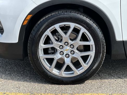 Used 2023 Chevrolet Blazer LT AWD/4WD image 8