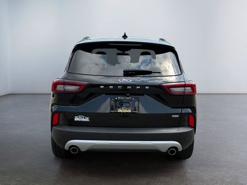 Used 2025 Ford Escape SE FWD image 4