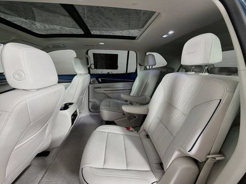 Used 2026 Buick Enclave Avenir w/ Super Cruise Package FWD image 29