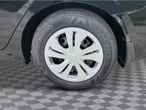 New 2025 Nissan Versa S image 13