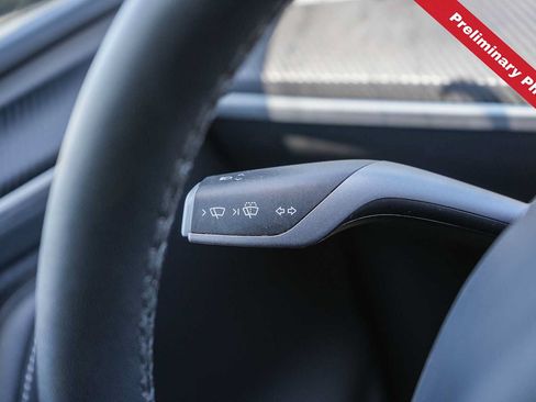Used 2023 Tesla Model Y Long Range AWD/4WD image 21