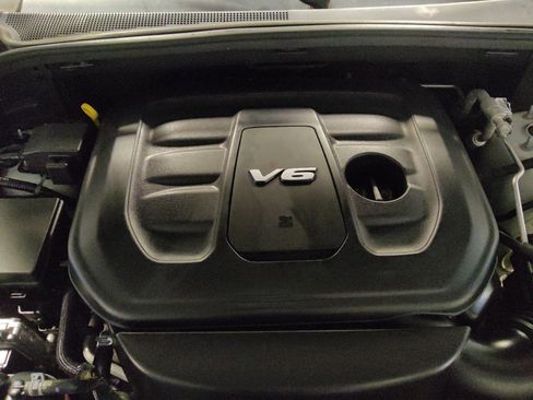 Used 2018 Jeep Grand Cherokee Altitude image 30