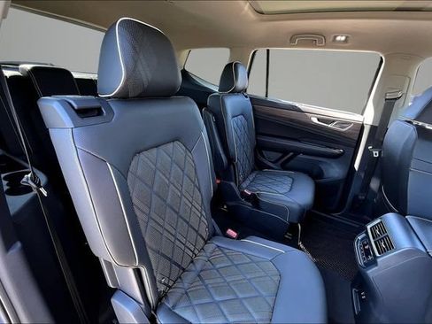 New 2026 Volkswagen Atlas SEL Premium R-Line AWD/4WD image 10