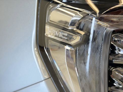 Certified 2023 GMC Yukon Denali AWD/4WD image 58