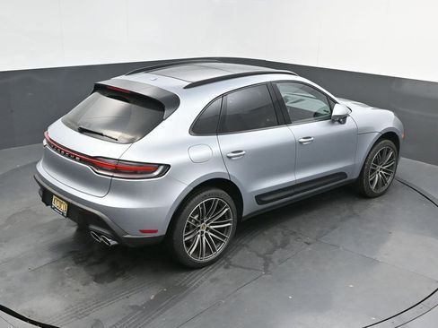 New 2026 Porsche Macan AWD/4WD image 25