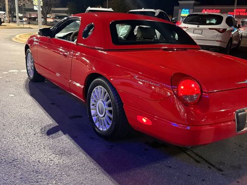 Used 2005 Ford Thunderbird image 5