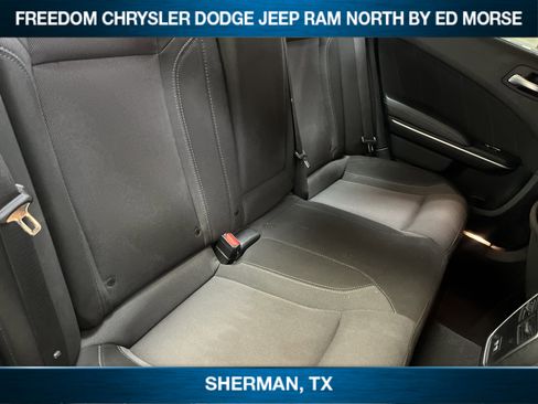Used 2022 Dodge Charger SXT image 8