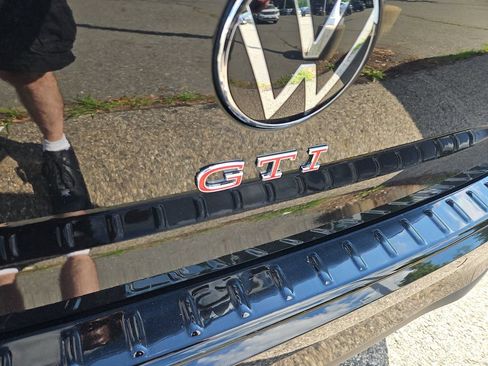 Used 2024 Volkswagen GTI Autobahn FWD image 4