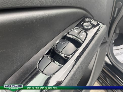 Used 2023 Nissan Altima 2.5 SV image 13