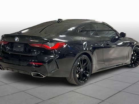 Used 2022 BMW M440i Coupe image 12