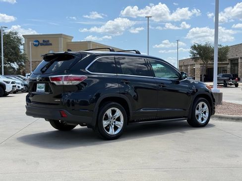 Used 2015 Toyota Highlander Limited FWD image 4