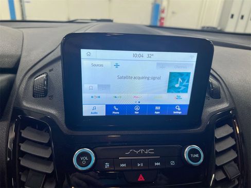 Used 2023 Ford Transit Connect Titanium w/ Trailer Tow Package image 14