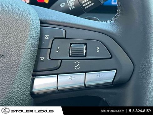 Used 2024 Cadillac XT4 Premium Luxury image 28