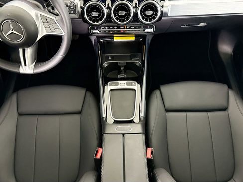 Certified 2026 Mercedes-Benz GLB 250 image 16