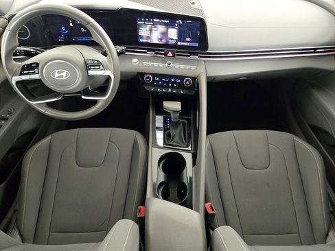 Used 2024 Hyundai Elantra SEL w/ Convenience Package FWD image 28