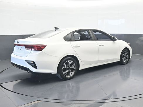 Used 2019 Kia Forte LXS image 6