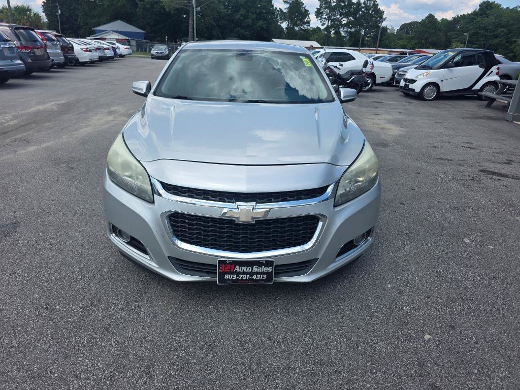 Used 2015 Chevrolet Malibu LT FWD image 1