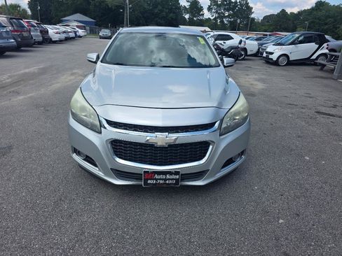 Used 2015 Chevrolet Malibu LT FWD image 1