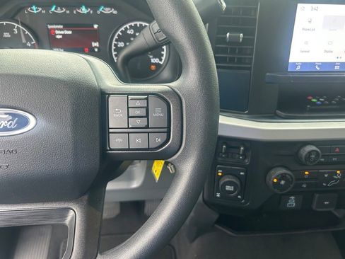 Used 2025 Ford F350 XLT w/ FX4 Off-Road Package image 28