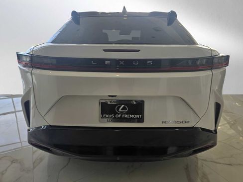 New 2026 Lexus RZ 350e image 4