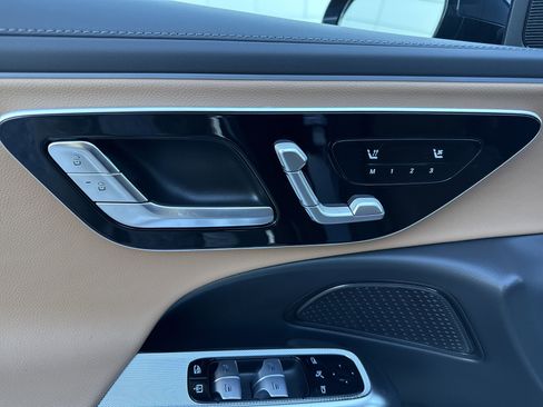 New 2026 Mercedes-Benz E 350 4MATIC Sedan image 17