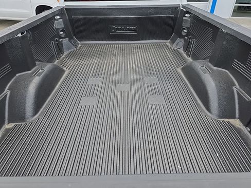 Used 2024 GMC Sierra 3500 SLT w/ X31 Off-Road Package image 27