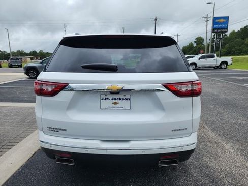 Used 2019 Chevrolet Traverse Premier w/ Driver Confidence II Package image 8