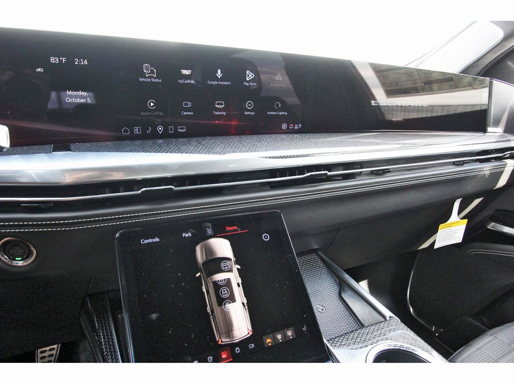 New 2026 Cadillac Escalade V w/ LPO, ONYX Package AWD/4WD image 17