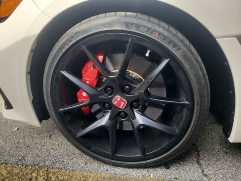 Certified 2024 Honda Civic Type R image 7