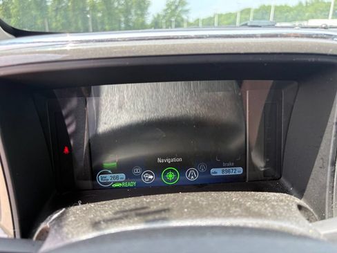 Used 2015 Chevrolet Volt Premium w/ Premium Trim Package FWD image 16