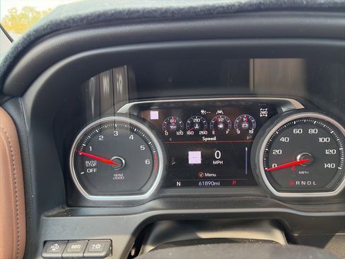 Used 2020 Chevrolet Silverado 1500 High Country w/ Technology Package image 20