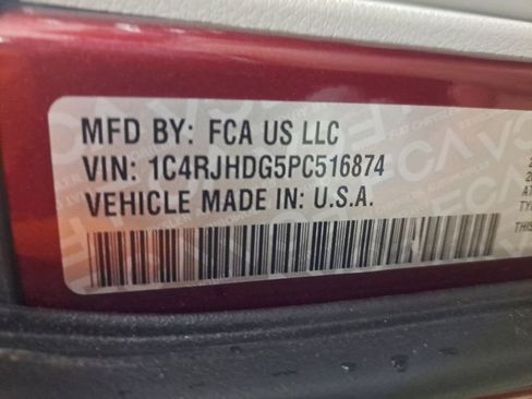 Used 2023 Jeep Grand Cherokee Overland w/ Rear Seat Video Group I AWD/4WD image 16