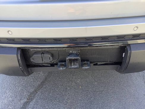 Used 2025 Jeep Grand Cherokee L Laredo AWD/4WD image 31
