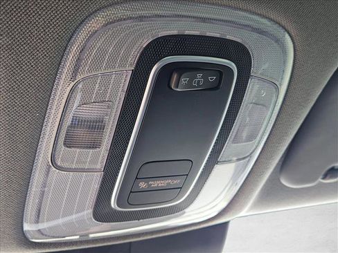 Used 2025 Hyundai Elantra SE FWD image 15