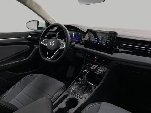 New 2025 Volkswagen Jetta SE image 17