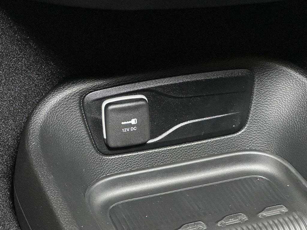 New 2027 Chrysler Pacifica Select AWD/4WD image 29
