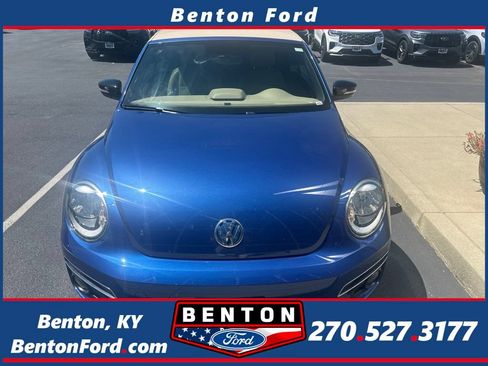 Used 2015 Volkswagen Beetle R-Line FWD image 1
