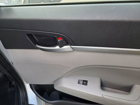 Used 2019 Hyundai Elantra Value Edition image 28
