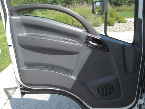 New 2025 Chevrolet Low Cab Forward image 10