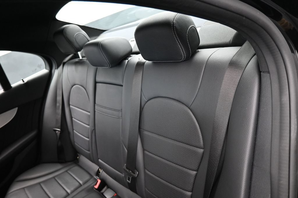 Used 2021 Mercedes-Benz C 300 Sedan image 36