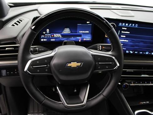 Used 2026 Chevrolet Traverse High Country image 15