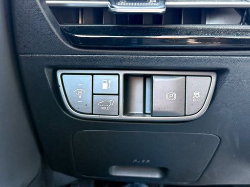 Certified 2023 Kia EV6 Wind w/ Wind Technology Package image 29