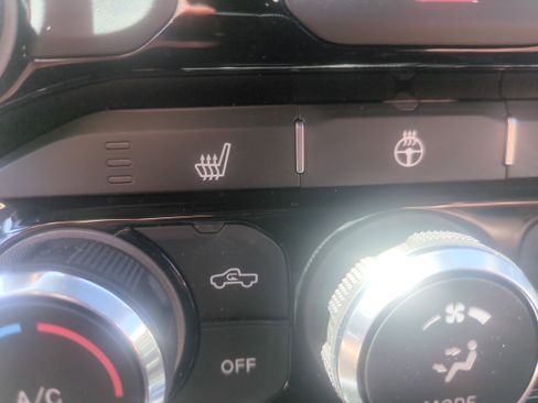 Used 2022 RAM 1500 Big Horn AWD/4WD image 17