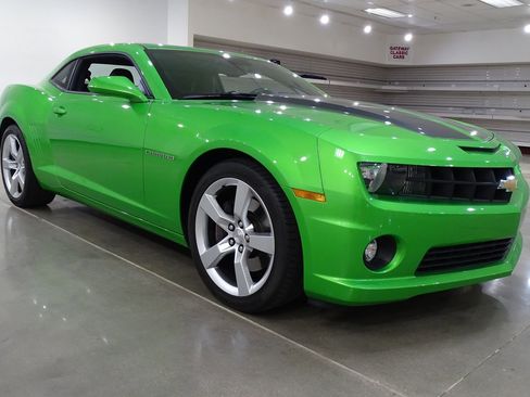 Used 2011 Chevrolet Camaro SS image 21