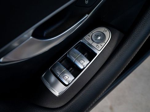 Used 2019 Mercedes-Benz E 450 Coupe image 28