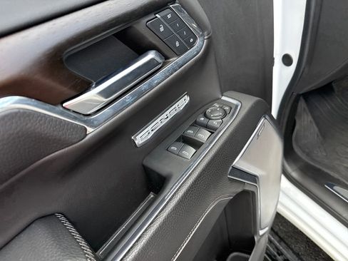 Used 2024 GMC Sierra 1500 Denali w/ Denali Reserve Package image 14