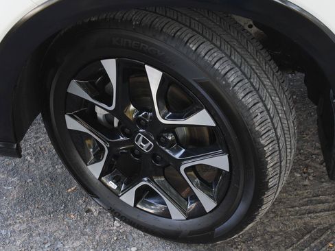 Used 2026 Honda HR-V EX-L image 19